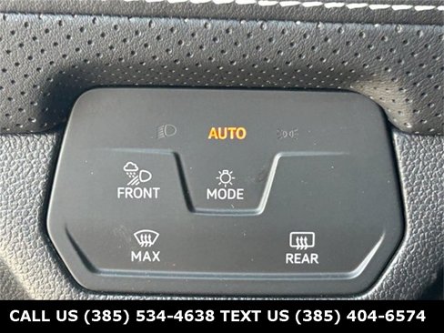 Used 2024 Volkswagen Atlas Cross Sport SE image 22