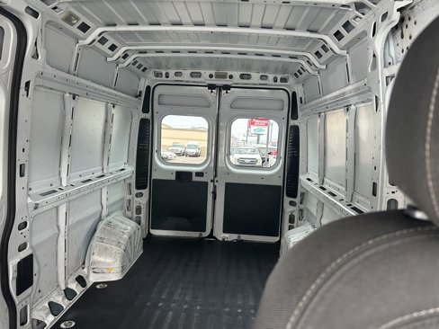 Used 2021 RAM ProMaster 2500 image 8