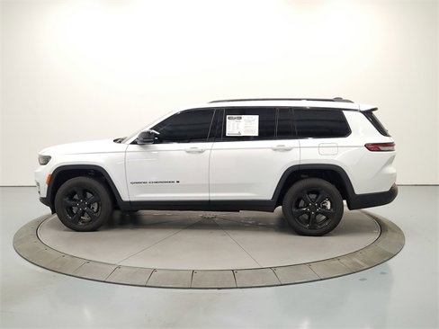 Used 2025 Jeep Grand Cherokee L Limited w/ Luxury Tech Group II image 5