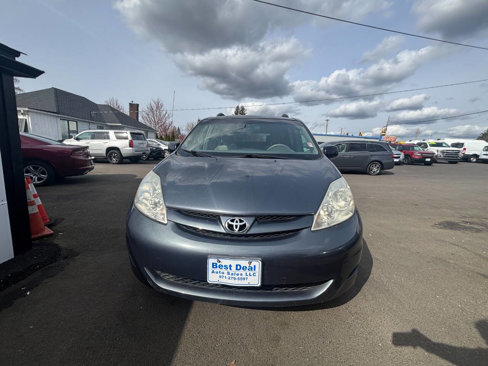 Used 2009 Toyota Sienna LE image 3