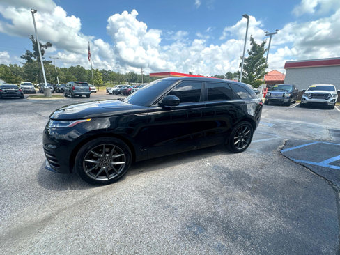 Used 2021 Land Rover Range Rover Velar R-Dynamic S image 3