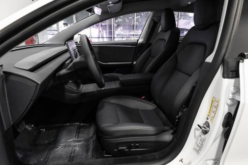 Used 2025 Tesla Model 3 Long Range image 4