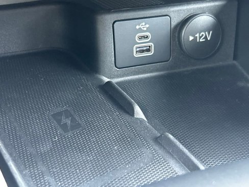 New 2024 Ford Escape SE w/ PHEV Premium Package image 12