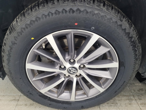 Used 2019 Toyota Highlander XLE image 31