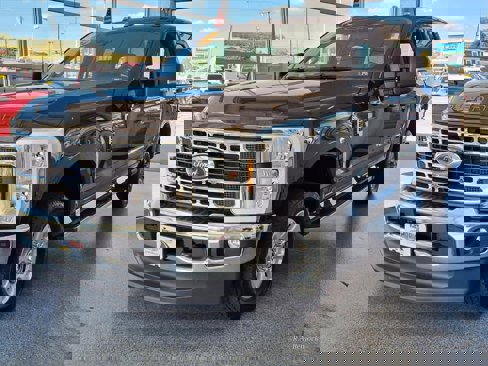 Used 2024 Ford F250 XLT w/ 360-Degree Camera Package image 8
