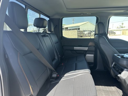 New 2025 Ford F350 Lariat w/ Lariat Ultimate Package image 28
