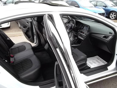 Used 2018 Hyundai Sonata Sport image 9