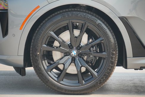 New 2026 BMW X7 M60i image 5