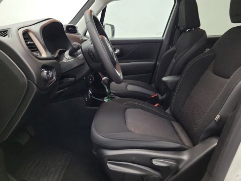 Used 2023 Jeep Renegade Latitude w/ Sun/Sound Group image 17