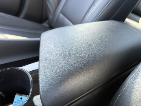 Used 2024 Hyundai Elantra Limited image 41
