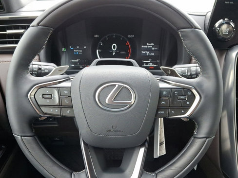 New 2025 Lexus LX 600 4WD w/ Luxury Package image 18