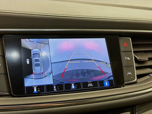 Used 2024 Buick Enclave Premium image 23