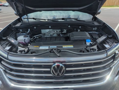 New 2025 Volkswagen Atlas SE image 41
