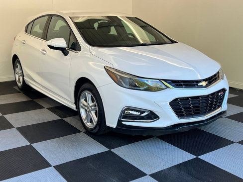 Used 2017 Chevrolet Cruze LT w/ Convenience Package image 3