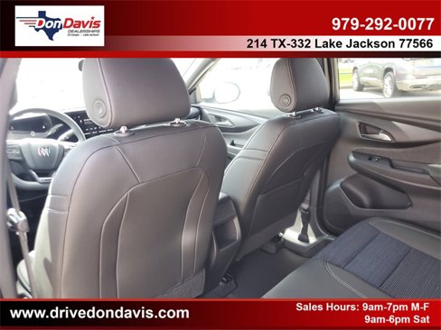 New 2025 Buick Envista Preferred w/ Convenience II Package image 11