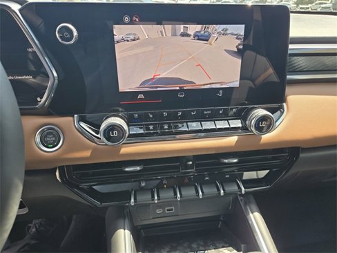New 2026 GMC Canyon AT4 w/ AT4 Premium Package image 10