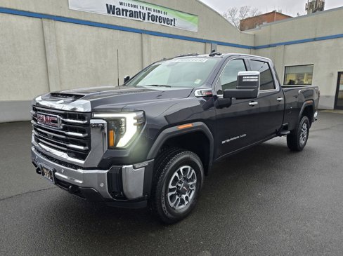 New 2025 GMC Sierra 3500 SLT w/ SLT Convenience Package image 4