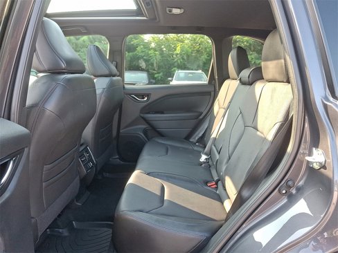 Certified 2025 Subaru Forester Limited image 11