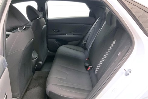 New 2025 Hyundai Elantra SEL image 10