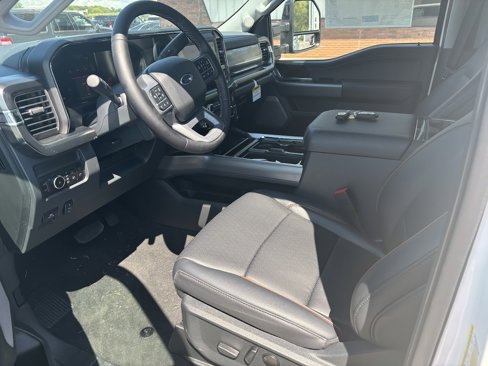 New 2025 Ford F350 Lariat image 7