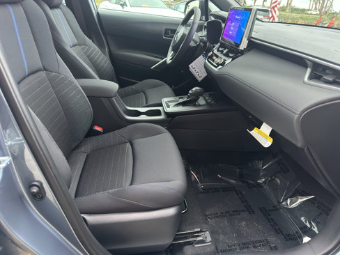New 2026 Toyota Corolla Cross SE w/ Moonroof Package image 17