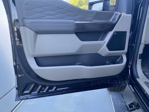 New 2025 Ford F350 Platinum w/ Platinum Plus Package image 15