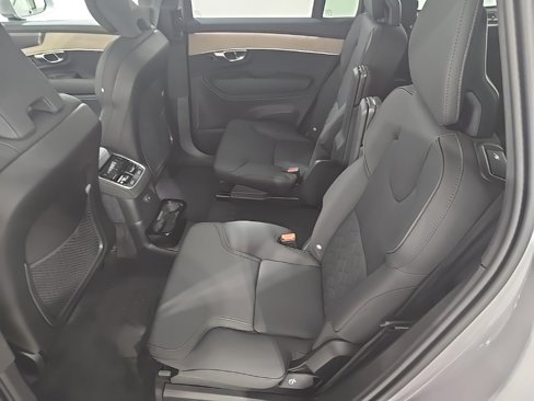 New 2026 Volvo XC90 T8 Plus image 20