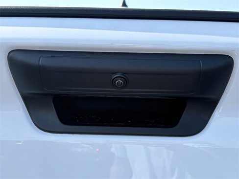 New 2026 RAM 1500 4x4 Crew Cab image 13