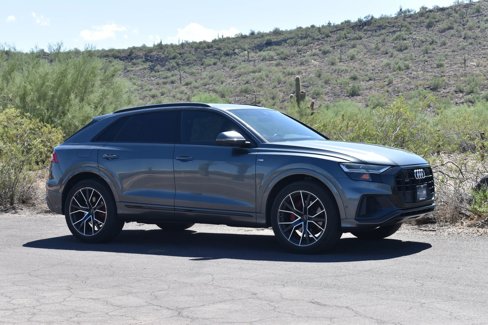 Used 2019 Audi Q8 Premium Plus w/ Premium Plus image 3