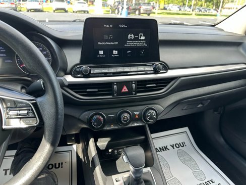 Used 2021 Kia Forte LXS image 14
