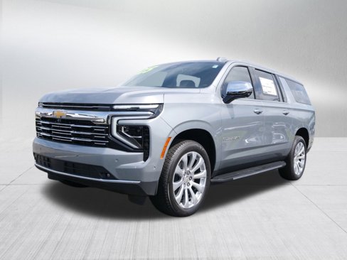 New 2025 Chevrolet Suburban Premier image 7