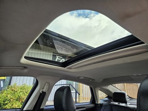Used 2020 Ford Fusion Titanium image 16