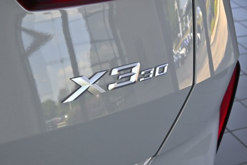 New 2026 BMW X3 xDrive30 w/ Premium Package image 4