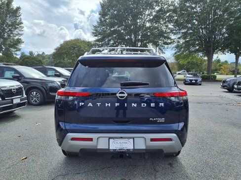 New 2025 Nissan Pathfinder Platinum image 7