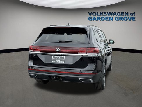 New 2025 Volkswagen Atlas SE image 11