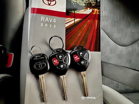 Used 2012 Toyota RAV4 4WD image 10