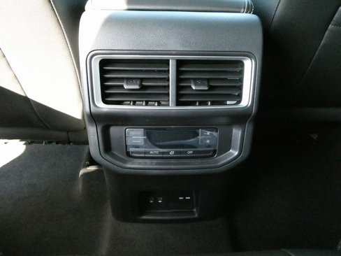 New 2026 Volkswagen Atlas SE image 39