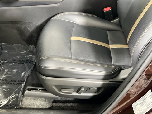 Used 2024 MAZDA CX-90 3.3 Turbo w/ Premium Plus Pkg image 17