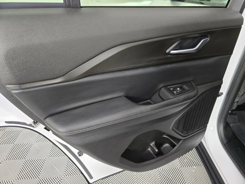Used 2023 Jeep Grand Cherokee Altitude image 35