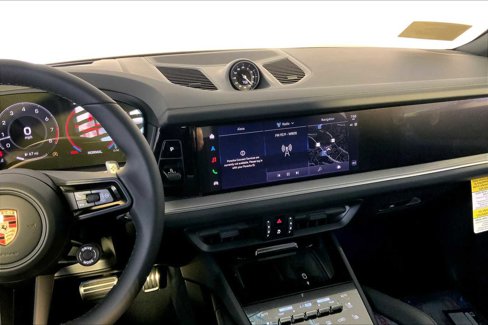 New 2026 Porsche Cayenne image 16