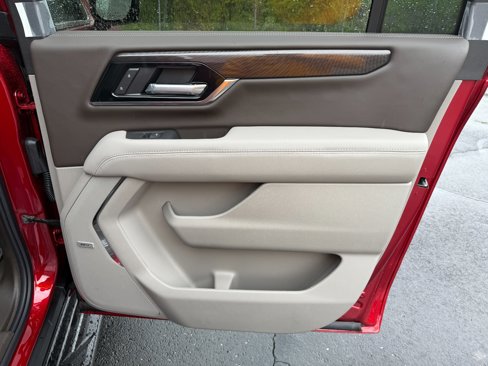 New 2025 GMC Yukon XL Elevation image 23