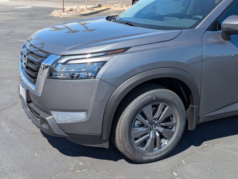 New 2025 Nissan Pathfinder SV image 8