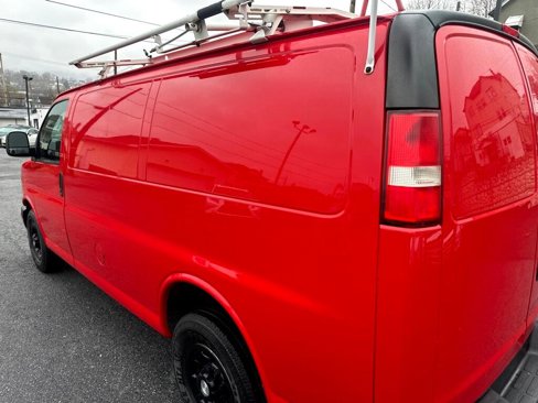 Used 2015 Chevrolet Express 2500 image 14