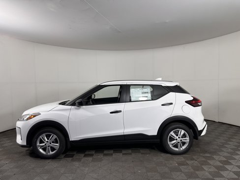 New 2024 Nissan Kicks S image 10