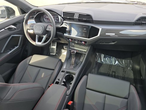 New 2025 Audi Q3 2.0T Premium Plus image 18