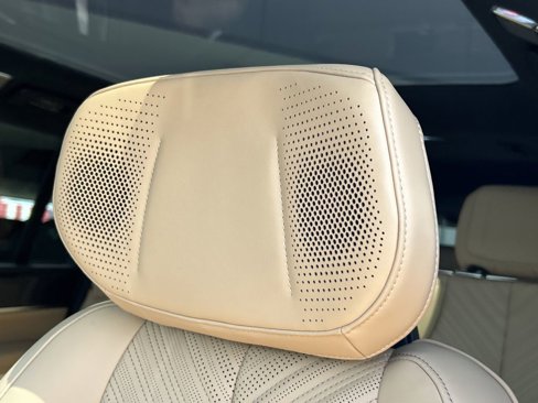 New 2026 Cadillac Escalade IQ Luxury 2 image 22