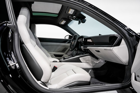 Used 2024 Porsche 911 Carrera S image 34
