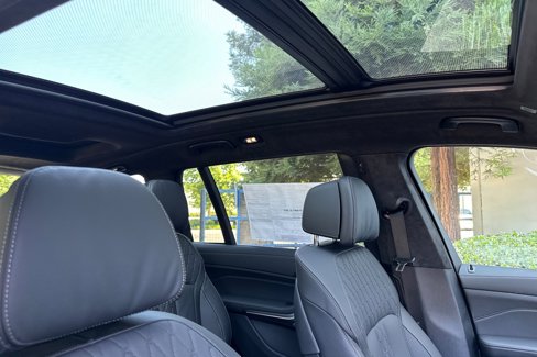 New 2026 BMW X7 M60i image 15