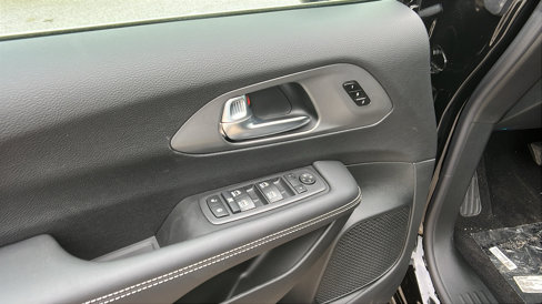 New 2026 Chrysler Pacifica Select image 16