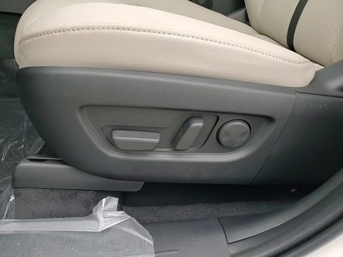 New 2025 MAZDA CX-90 3.3 Turbo w/ Preferred Package image 16